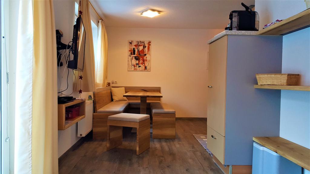 Ferienhaus Gundi Pettneu am Arlberg Buitenkant foto